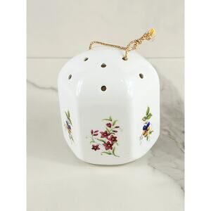 Brosnic Potpourri Holder Air Fresheners 3 1/2" Fine Bone China White 90s England